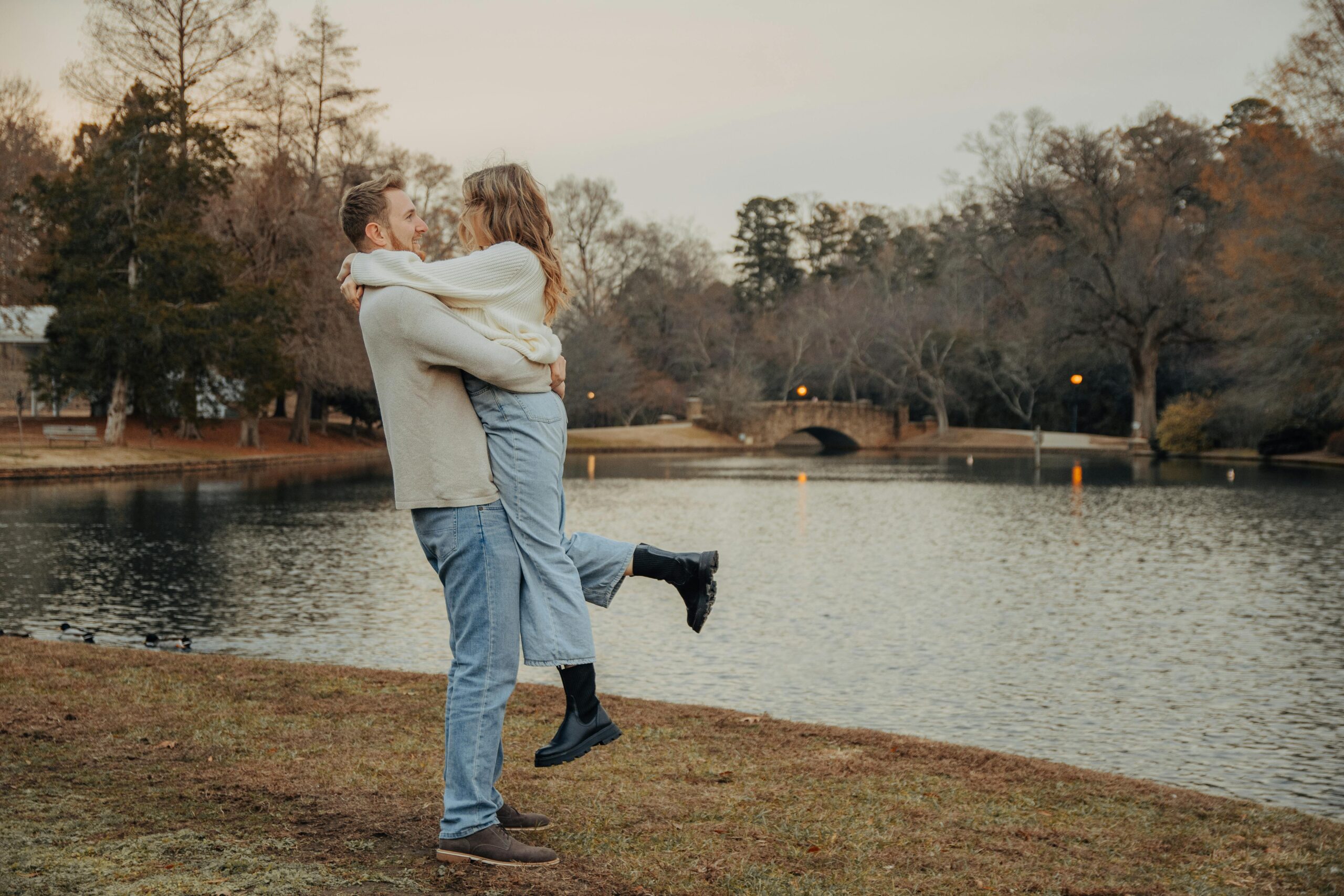 pexels-andrew-degarde-148550826-32727600